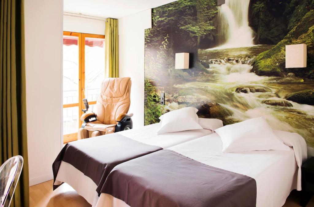 Hospedium Hostal Un Punto Chic 우에스카 객실 사진